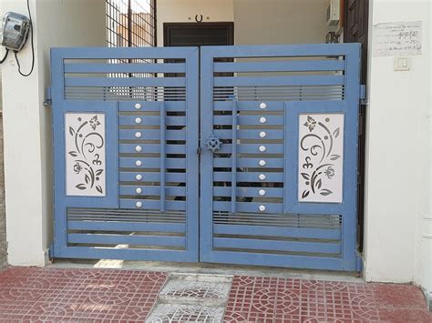 Pin By Khalid Al On زخرفة Grill Gate Design Iron Gate Design Gate
