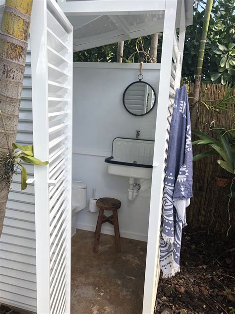 Steal This Look An Outdoor Pool Pavilion Shower Included Artofit