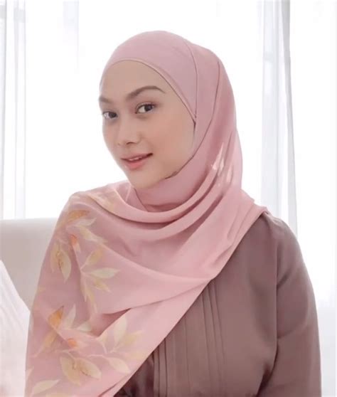Cara Memakai Hijab Pashmina Terbaru Di 2020 Cocok Dipakai Ke Segala Acara