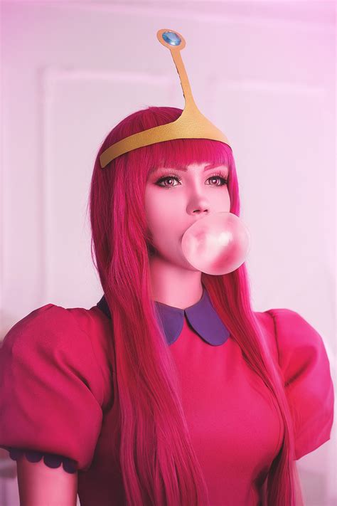 princess bubblegum cosplay by pugoffka [self] photo by hibaririn r adventuretime