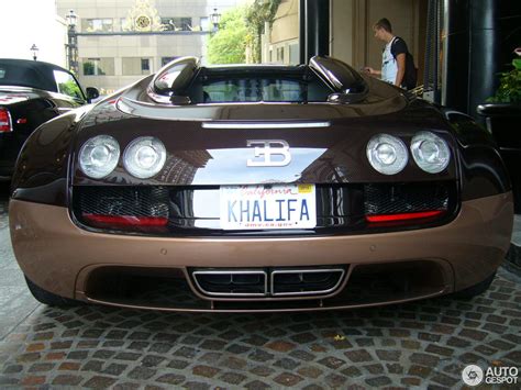 According to bugatti, it's probably the most expensive car on show in. Bugatti Veyron 16.4 Grand Sport Vitesse Rembrandt Bugatti ...