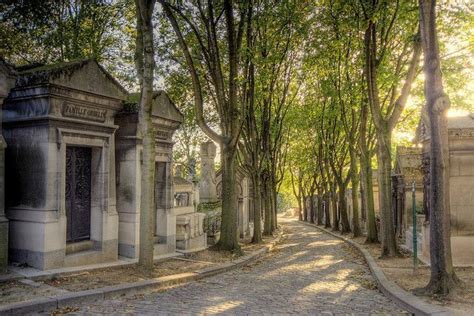 los cementerios de parís y sus personajes más famosos