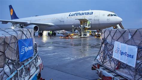 Air Cargo Market Gets Pandemic Boost But ‘preighter Conversions Set