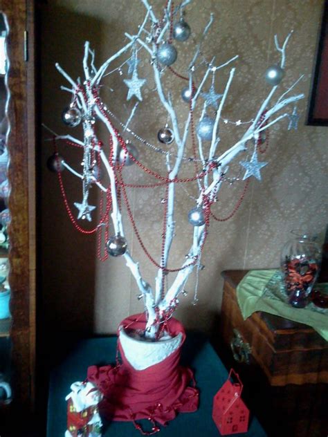 Making A Painted Branch Christmas Tree Thriftyfun