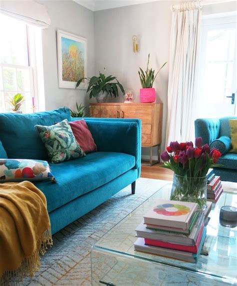 27 Bold Turquoise Sofa Ideas For Your Living Room Digsdigs
