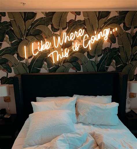 20 Light Signs For Bedroom Decoomo