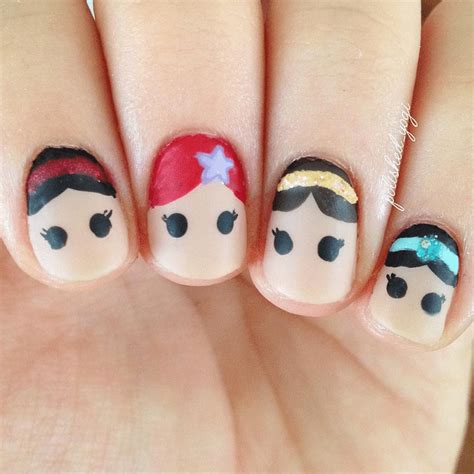 25+ decoracion de uñas con dibujos animados de disney | color uñas decoradas. Uñas decoradas para niñas con diseños bonitos [80 imágenes ...