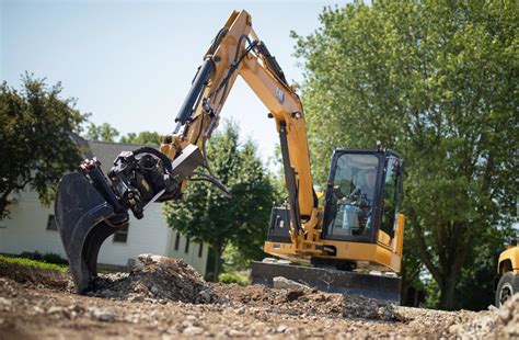 Caterpillar Expands Trs Offering To Work With Cat Mini Excavators