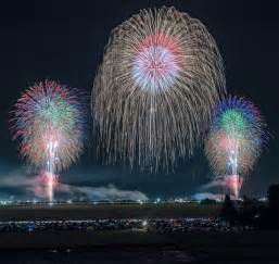 Magnificent Photographs Of Japans Summer Firework