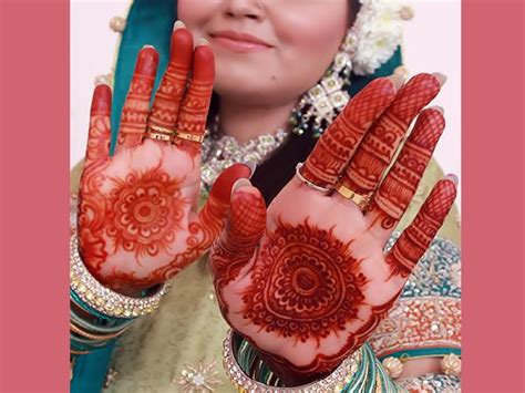 19 Stunning Pakistani Mehndi Designs For Hands And Feet Easyday