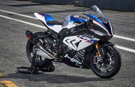 Review Of Bmw Hp4 Race 2018 Pictures Live Photos And Description Bmw
