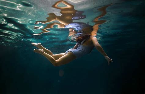 How To Make Breathtaking Underwater Photographs Watch Shootproof Blog