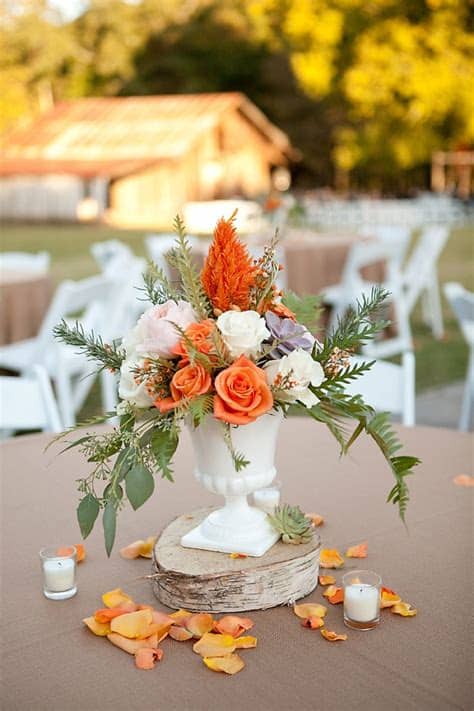 Tradesy weddings is the world's largest wedding marketplace. Picture Of Awesome Outdoor Fall Wedding Decor Ideas