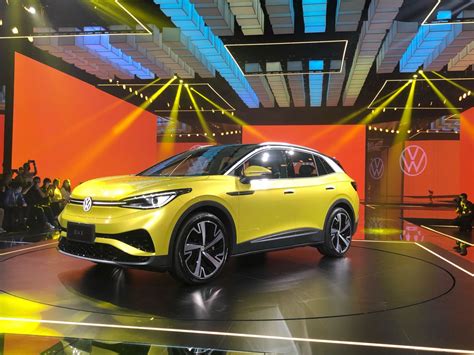 Saic Volkswagen Reveals The Id4 X For China With Different Front And