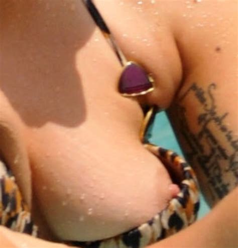 Ladygaganudepasties Lady Gaga Nude Photo Picture Image And