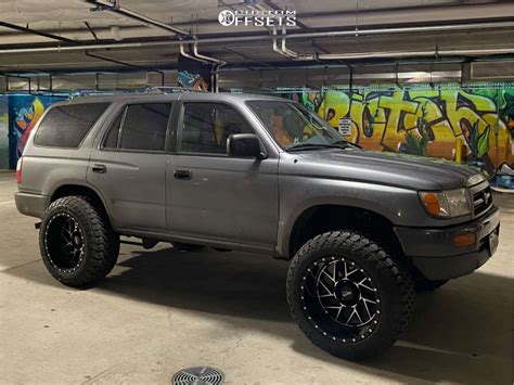 1996 Toyota 4runner With 20x12 44 Moto Metal Mo985 And 33125r20