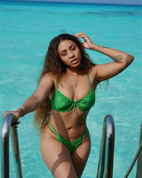 Pictures Nadia Nakai Dishes Out Hot Bikini Looks On Vacation In