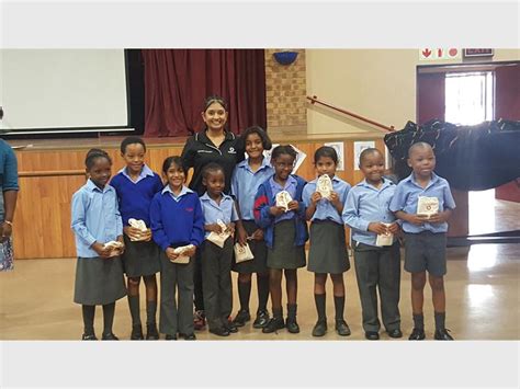 Vodacom Staff Read To Pupils At Halfway House Primary School Midrand