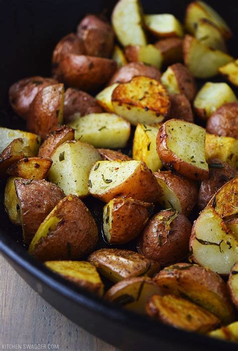 Roasted Red Potatoes With Garlic And Rosemary Are The Perfect Pairing With Red Meat Seasoned