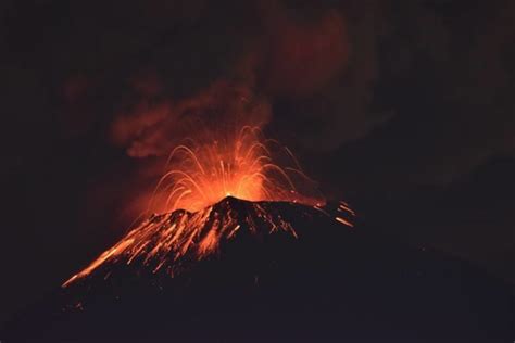 Popocatepetl Volcano In Mexico Explodes 9 Times In Last 24 Hours Of