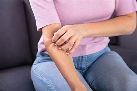 What Causes Itchy Skin Pruritis And How To Treat It