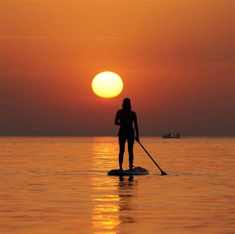 Sunset Paddle Paddle Boarding Pictures Paddle Boarding Girl Standup