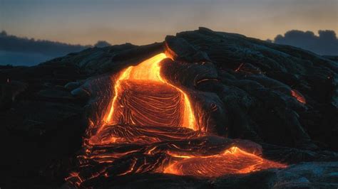 Download Wallpaper 3840x2160 Volcano Lava Fiery Melting 4k Uhd 169