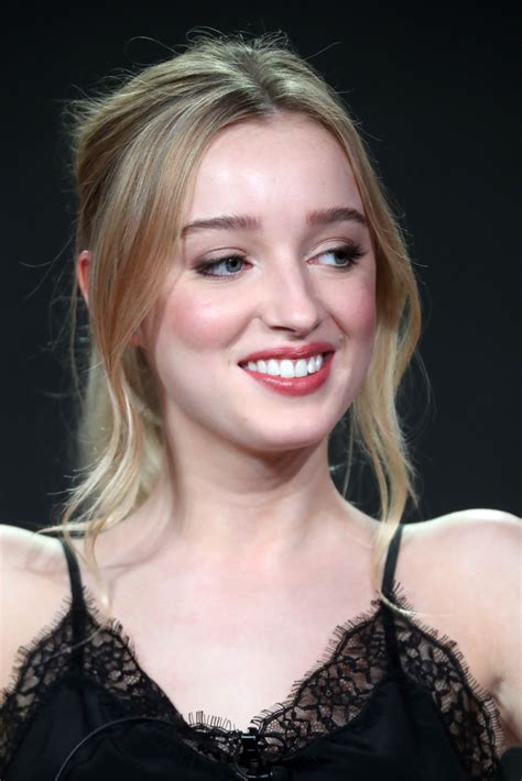 Phoebe dynevor is an english actress who has gained popularity in the entertainment industry with her roles in shows and movies such as daphne bridgerton in bridgerton, lottie mott in snatch. Phoebe Dynevor Photos Photos - 2017 Winter TCA Tour - Day ...