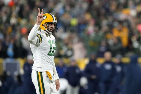 Peeking into Aaron Rodgers and Packers' stunning downfall