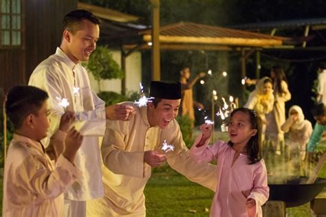 We did not find results for: Eid in Malaysia - A Way To Strengthen The Link With Your ...