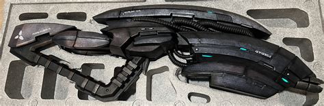 Mass Effect 3 Geth Pulse Rifle Replica 11 Scale With Shipper Box Ebay
