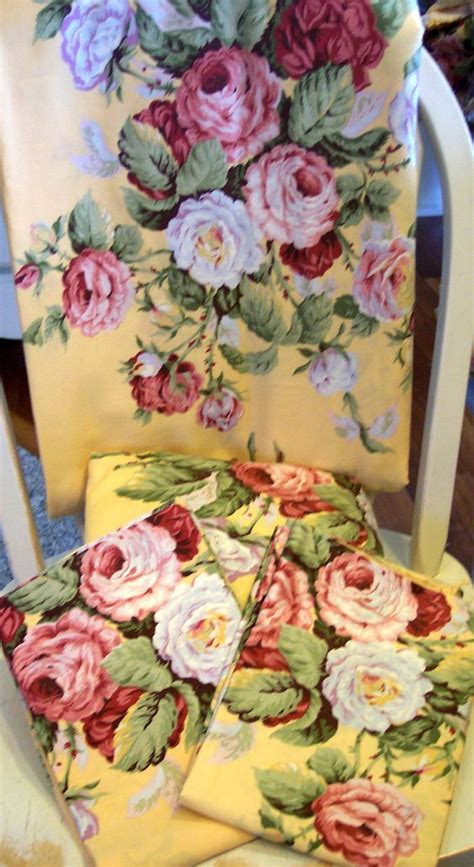 Rose floral pattern sheets design failure. Pin by Sammie Russell 2 on Rose and Yellow | Vintage ...