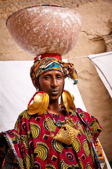 Fulani Woman In Mopti Mali Africa People African People African Beauty