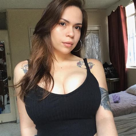 Emo Teen Lesbian Webcam Beautiful Erotic And Porn Photos