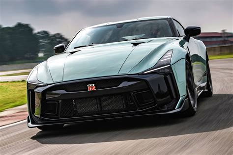 Nissan gtr, taksim, istanbul, turkey. Nissan GT-R 50: la versión de producción da la cara ...