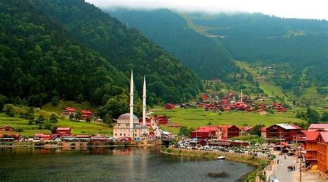 أنشطة في بحيرة سبانجا تركيا من أروع الاماكن السياحية في تركيا كما أنها أكبر البحيرات الطبيعية
