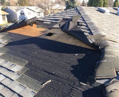 If it is just a few shingles off, they would pay to replace those shingles. Wind Storm Keeping Roofers Busy - DiscoverMooseJaw.com