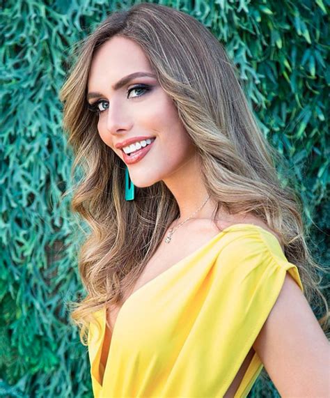 Un Transexual Se Coronó Como Miss España Y Participará En El Miss Universo