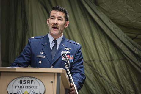 Top Enlisted Pararescueman Retires From Alaska Air Guard