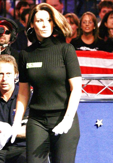 Michaela Tabb Hot Snooker Referee Sexy Poolbilliard Images In 2019 Referee Cool Pools