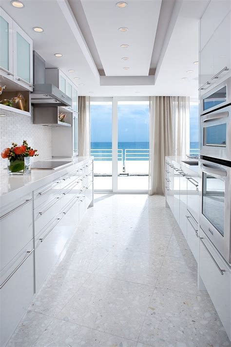 Residential design based in palma de mallorca, the palm interior design studio delivers bespoke total design concepts around the world. Palm Beach Penthouse by Cindy Ray Interiors - A Interior ...