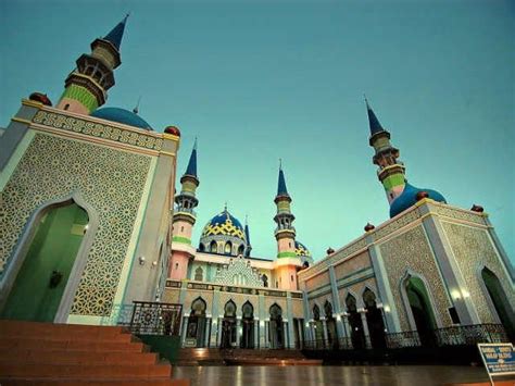 10 Masjid Terindah Di Indonesia Indonesia Tourism And Travel