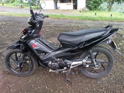 Jun 25, 2021 · honda revo at menjadi produk gagal yang berikutnya. Modifikasi Motor Revo 2008 Ceper | Motorceowall.com