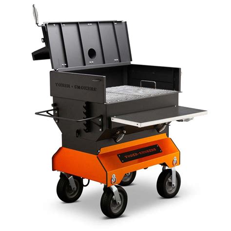 Competition bbq are barbecue contests where teams prepare bbq meats that are submitted to a panel of judges who rate the various entries on predefined criteria. Yoder Smokers 24x36 Flat Top Competition Grill | COALWAY