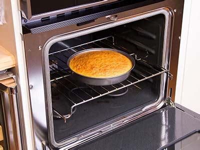 If that was all it did, i'd be happy, but this sucker is also a. Can You Bake a Cake in a Toaster Oven? Here's What Experts Say