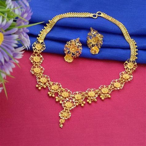 Waman hari pethe sons (whps) address : Waman Hari Pethe Sons | Gold fashion necklace, Gold ...