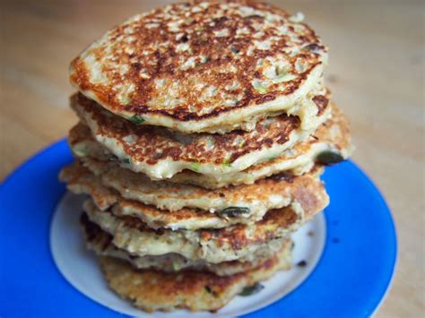 Salut les gars, mon nom est safwen laabidi, je fais des vidéos sur la forme physique, la nutrition et le mode de vie sain grâce à une combinaison de vidéos. Galettes aux flocons d'avoine | Recette | Recettes de ...