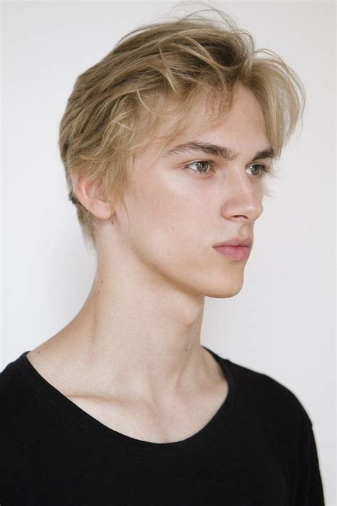 He has become a regular face for designers like andrea pompilio, ermenegildo zegna, and louis vuitton, amongst dozens more. Dominik Sadoch Polaroid For Soul Artist Management ️ ...
