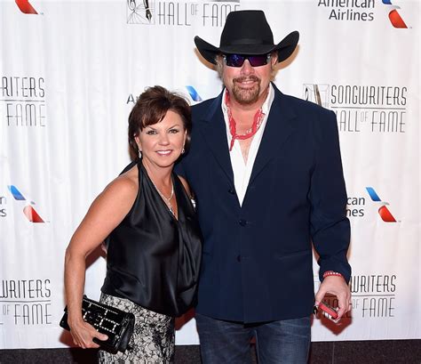 tricia lucus toby keith wife 5 fast facts you need to know