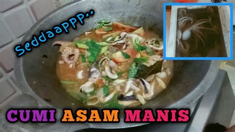 Cumi memiliki rasa yang enak dengan tekstur yang kenyal ini dapat diolah menjadi banyak jenis makanan. Istriku geli masak gurita dan cumi besar, begini hasil ...